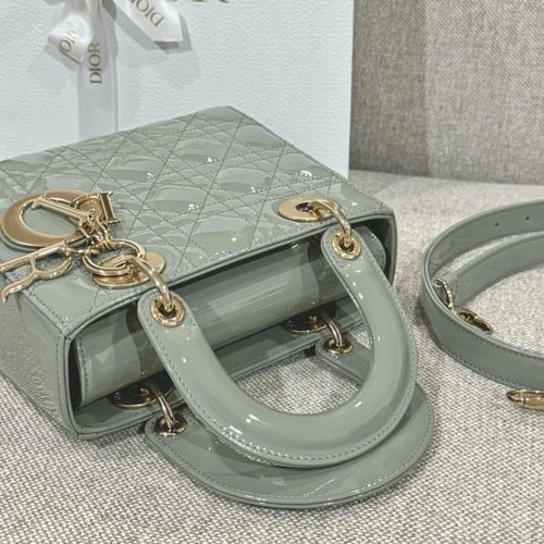 Small Lady Dior Bag مقاس السمول لامع