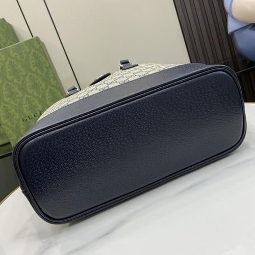 قوتشي اوفيديا متوسطة الحجم