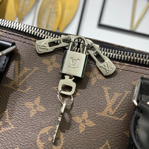 لويس فيتون Keepall Bandoulière 50