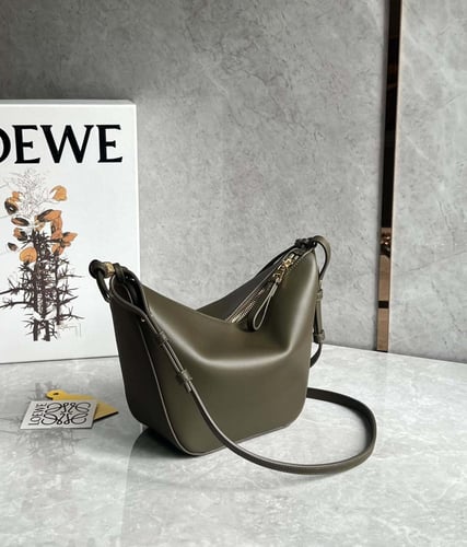 LOEWE Hammock hobo Mini