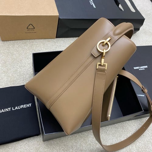 Saint Laurent LE 37 large مقاس الكبير
