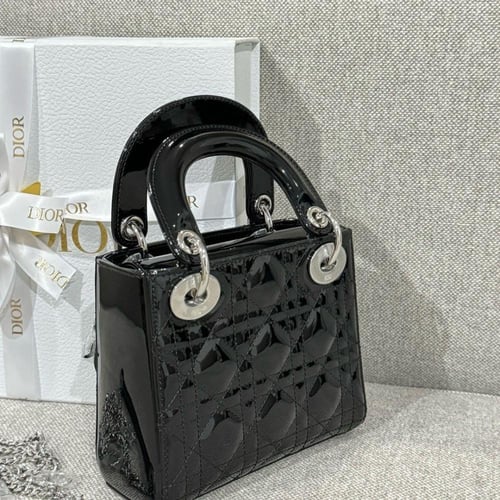 Mini Lady Dior Bag مقاس ميني لامع