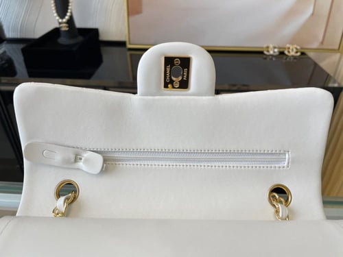 شانيل كلاسيك سمول جلد لامب سكن مقاس 23cm