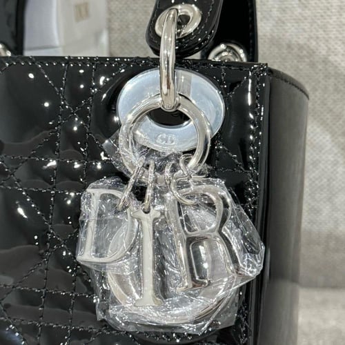 Mini Lady Dior Bag مقاس ميني لامع