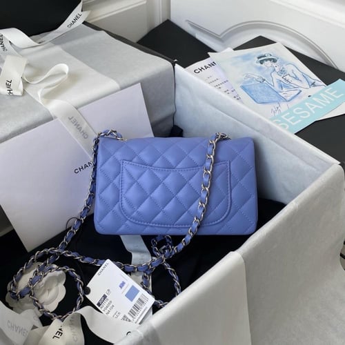 شانيل كلاسيك ميني جلد لامب سكن مقاس 20cm