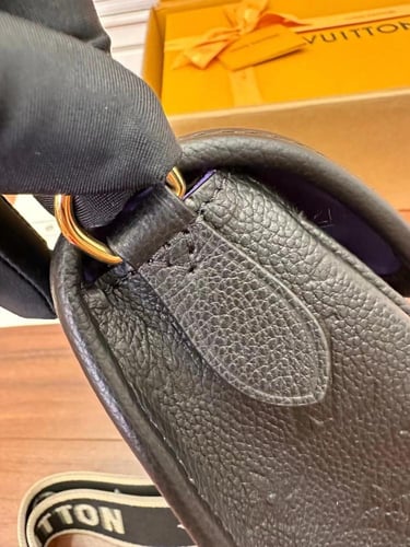 لويس فيتون Diane