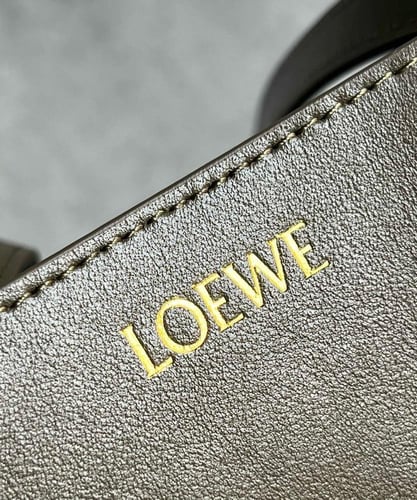 LOEWE puzzle fold Medium