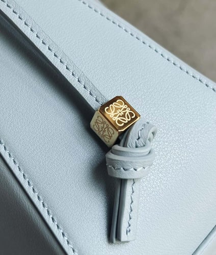 LOEWE Hammock hobo Mini