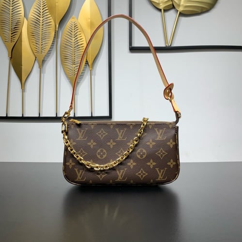 Louis Vuitton Pochette Accessories
