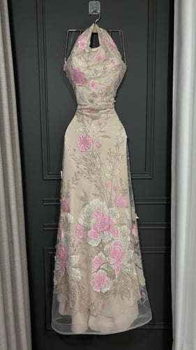 فستان سهره فخم وردي