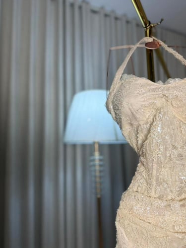 فستان فخم وردي غنى