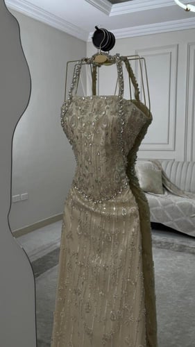 فستان سهره فخم ذهبي