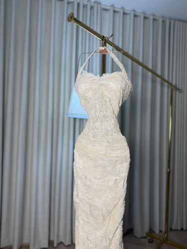 فستان فخم وردي غنى