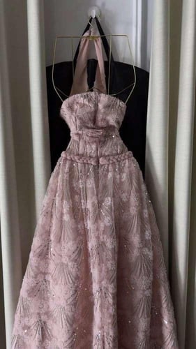 فستان سهره فخم وردي