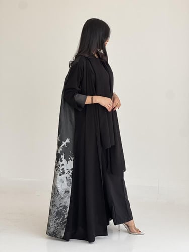 كريب ملكي و جاكار D18