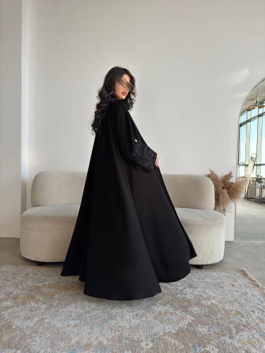 كريب ملكي و اكمام مطرزه D14