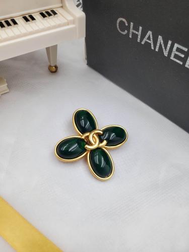 بروش شانيل 09