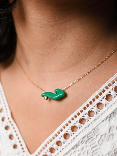 قلادة فضة حب بالأحجار حسب الطلب