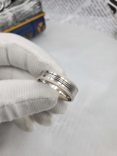 دبلة رجالي فضة عيار 925 بتصميم عصري