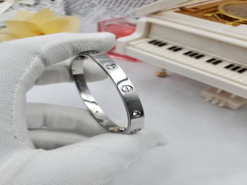 High-quality Master bracelet