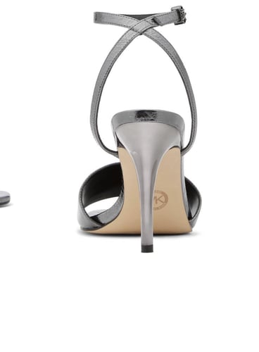 كعب مايكل كورس