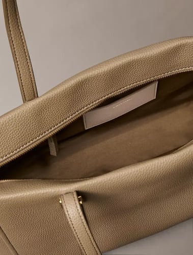 توت باق كالفن كلاين