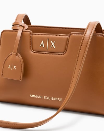 شنطة ارماني اكسشينج