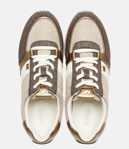 سنكرز مايكل كورس