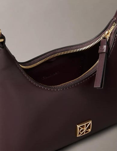 شنطة كالفن كلاين