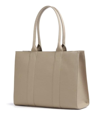 توت باق كارل لاغرفيلد