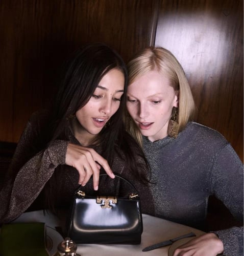 شنطة توري بورش