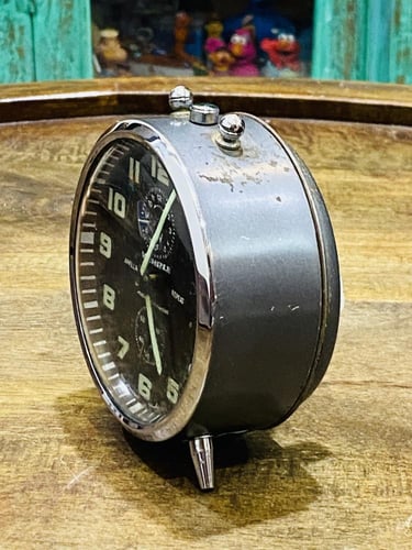 من البنود الشحيحة جداً؛ الساعة الشهيرة من شركة (we...