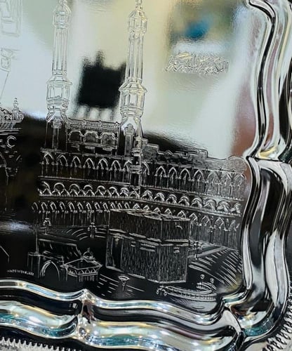 من البنود الشحيحة جدا؛ طوفرية قديمة من الكروم محفو...