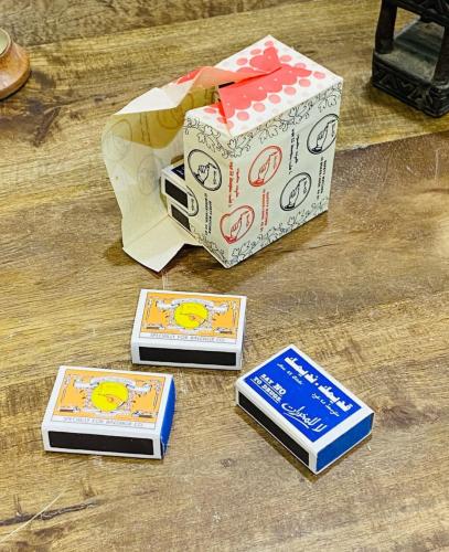 كبريت الشعلة القديم وارد إبن زقر المشهور جداً؛ قدي...