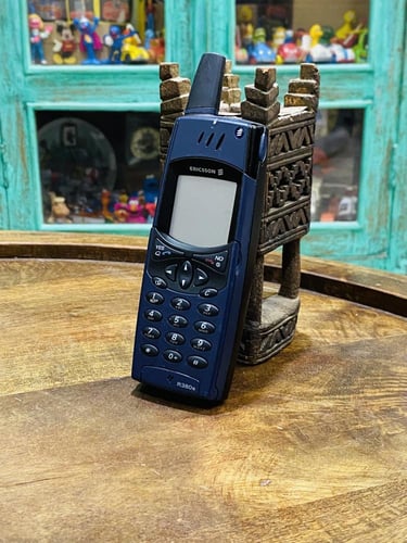 من البنود الشحيحة؛ جوال نوكيا موديل (R380S) مزود ب...