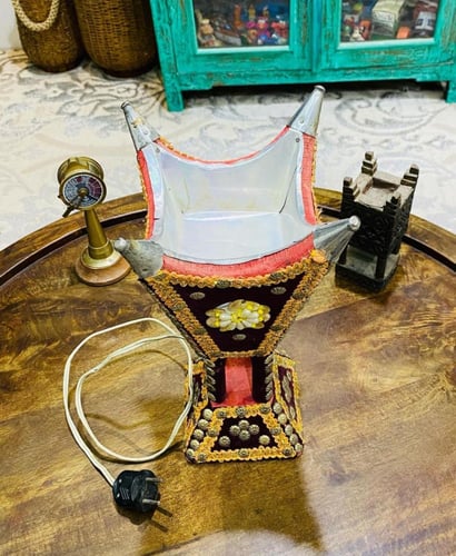 من البنود الشحيحة؛ مبخرة كهربائية من الخشب الطبيعي...