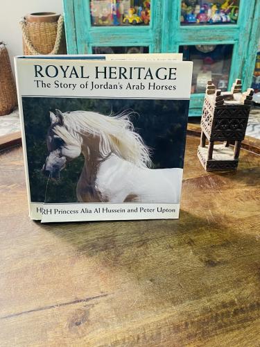 من النوادر؛ مجلد بطباعة فاخرة جداً بعنوان التراث ا...