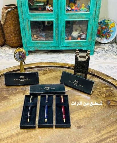 من البنود الشحيحة؛ قلم ضغّاط فاخر بالعلبة الخاصة ب...