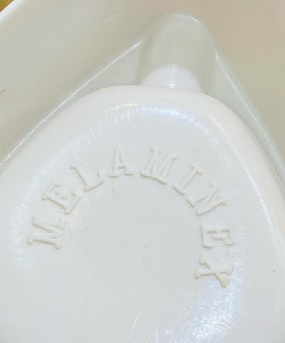 من البنود الشحيحة جداً؛ طفاية سجائر لشركة (بوما) ل...