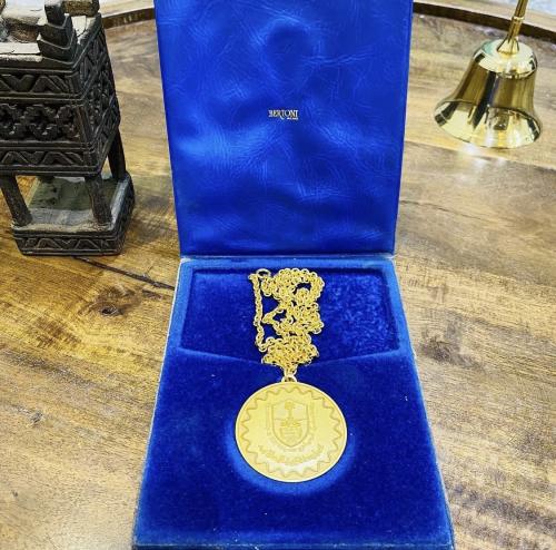 البنود الشحيحة؛ ميدالية تكريم من جامعة الرياض التي...