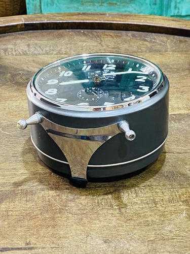 من البنود المميزة؛ ساعة بق بن الشهيرة حيث كانت في...