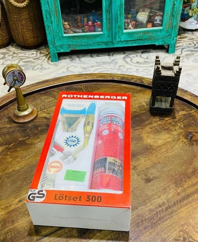 من البنود الشحيحة؛ آلة لحام بجودة عالية مع قداح يد...