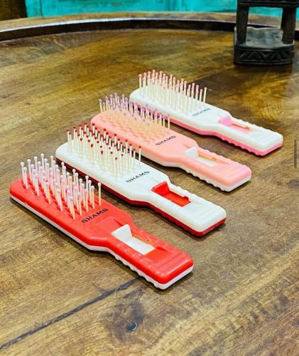 من البنود المميزة؛ المشط السحري؛ كان من كشخة جيل ا...