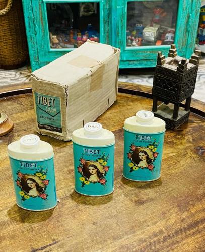 من البنود المميزة؛ بودرة حجمها صغير وشكلها جميل (غ...