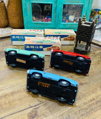 من البنود الشحيحة بهذا الشكل؛ سيارات تاكسي صاج بأل...