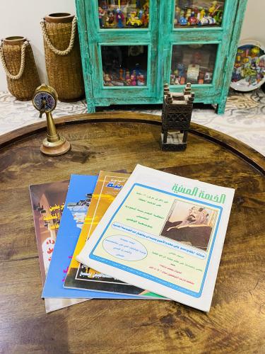 عدد ٤ مجلات الخدمة المدنية؛ تحتوي على أخبار متنوعة...