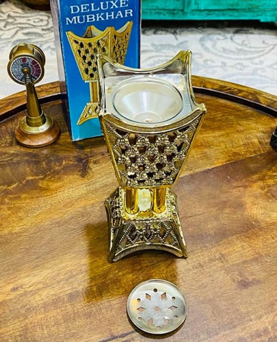 من القطع الجميلة؛ مدخنة من المعدن الثقيل جداً بلون...