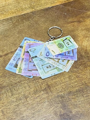 من البنود المميزة؛ ميدالية بعملات المملكة العربية...