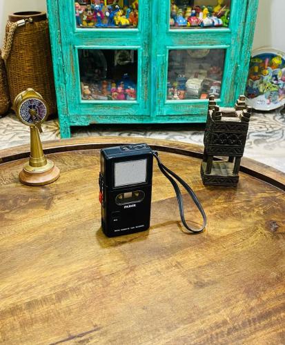 جهاز تسجيل أو كما يسميه البعض (مسجل الصحافيين) بشر...