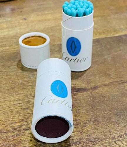 من البنود الشحيحة جداً؛ كبريت أصلي من شركة كارتير...